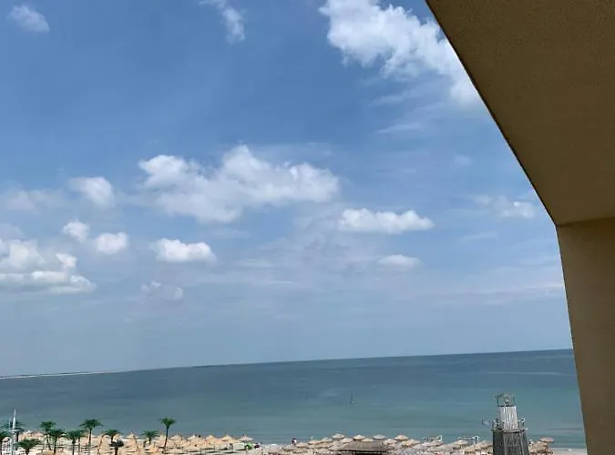 Sunrise - Mamaia Nord ナボダリ